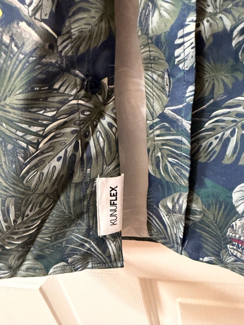 RSVLTS “Clever Girl” Men’s short sleeve button down - XL - Picture 8 of 9